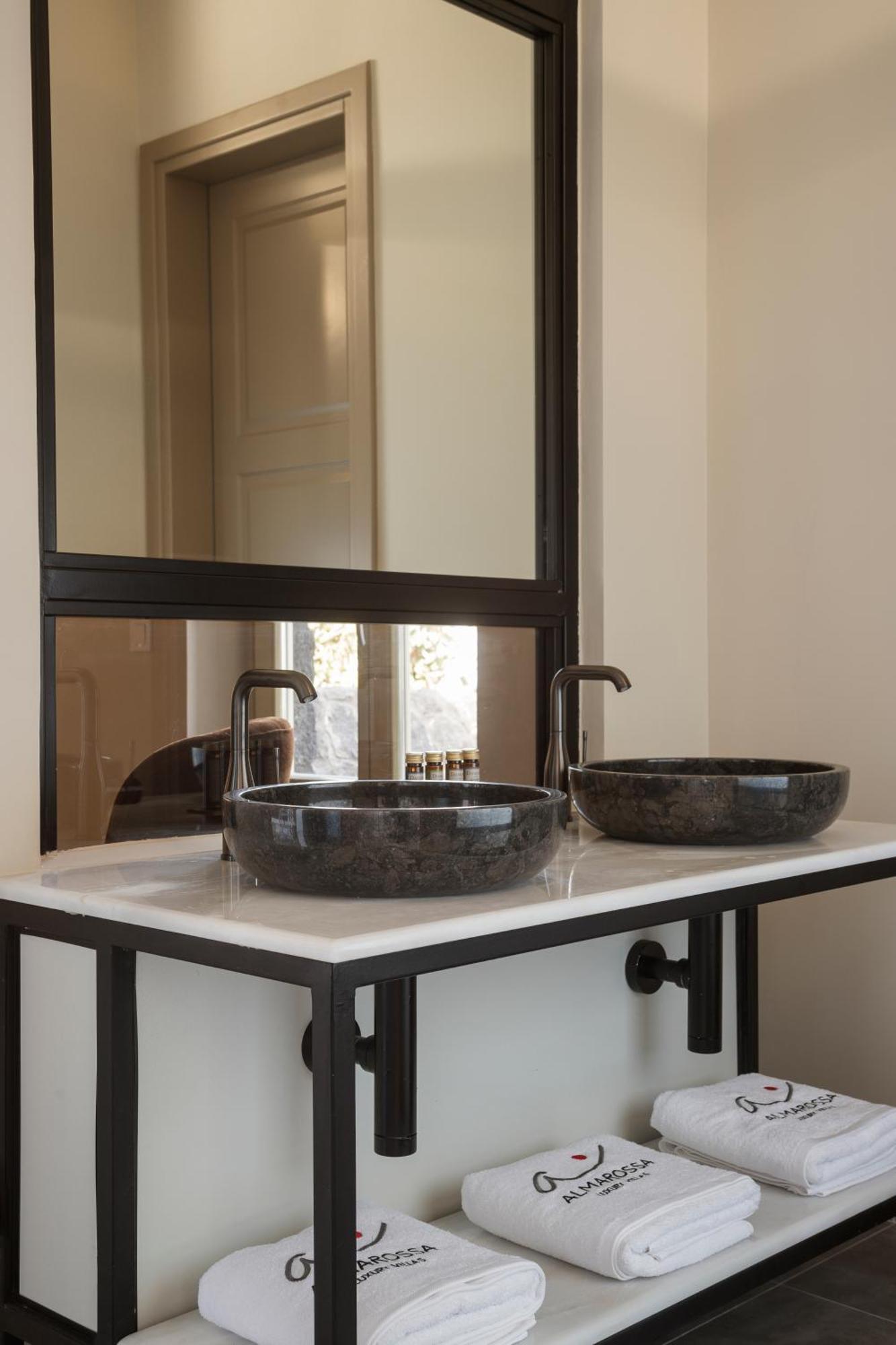 Almarossa Luxury Villas Vourvoúlos Exterior foto